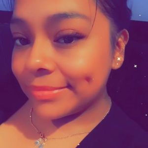 Meet your Posher, Leidy